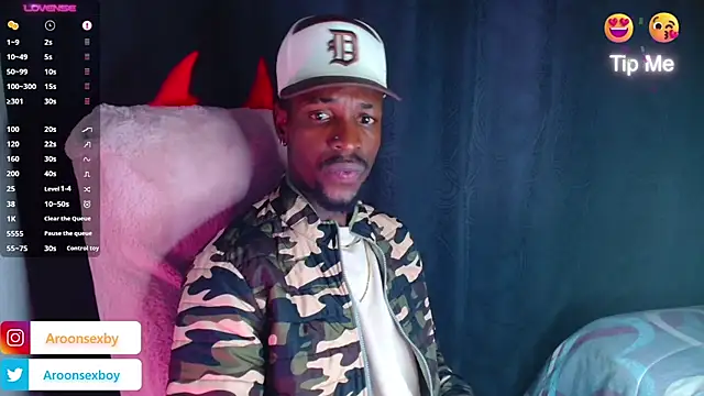 Snapshot of Aroonpapisex chatting on October 2025 01:28:01 AM Aroonpapisex online show from October 2025 01:28:01 AM