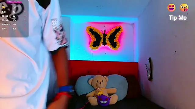 Snapshot of Aroonpapisex chatting on February 2026 03:02:01 AM Aroonpapisex online show from February 2026 03:02:01 AM