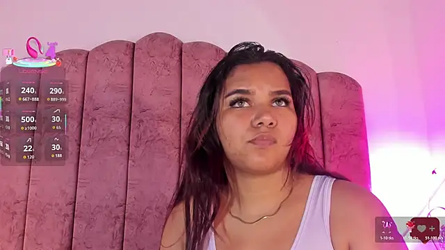 Carolina Evanss online show from December 2025 03:57:01 AM