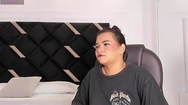 Carolina Evanss online show from May 2026 03:56:02 AM