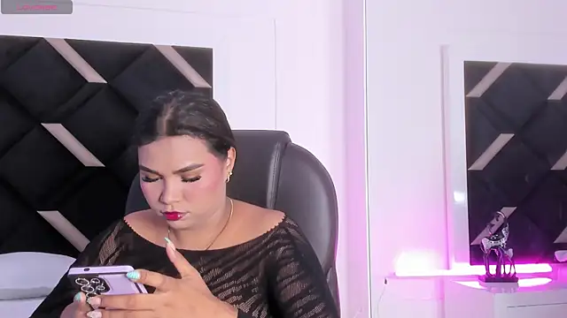 Carolina Evanss online show from June 2026 04:06:01 AM