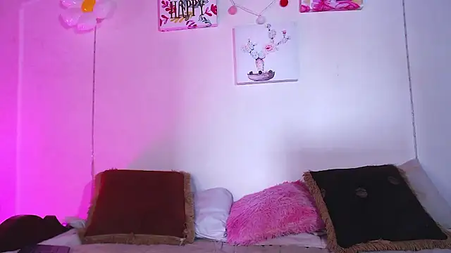 Alice Foster  online show from January 2026 09:20:01 PM