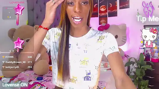 lucianadolll online show from May 2026 02:45:01 PM