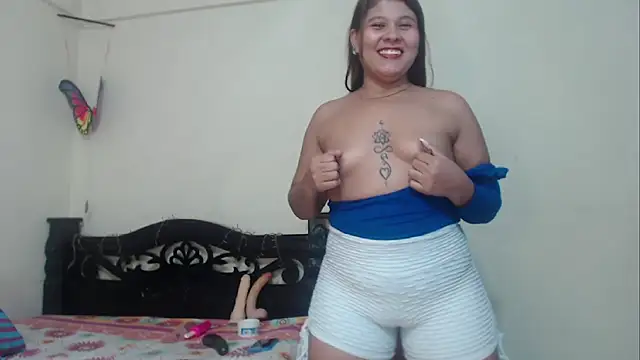 Snapshot of Stylevoluptuousvycky chatting on February 2025 11:05:01 PM Stylevoluptuousvycky online show from February 2025 11:05:01 PM