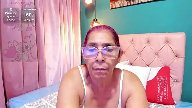 renata milf  online show from July 2026 12:03:01 PM
