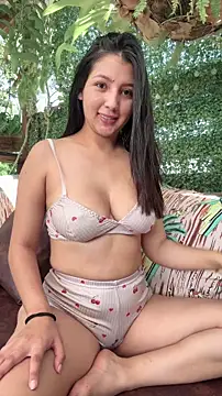 licky lu online show from December 2025 03:51:01 PM