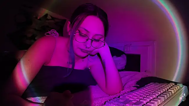 Snapshot of xannyinsoull chatting on June 2026 10:32:01 PM xannyinsoull online show from June 2026 10:32:01 PM