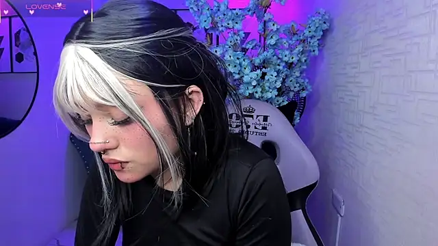 Theia moon online show from November 2025 05:07:01 AM