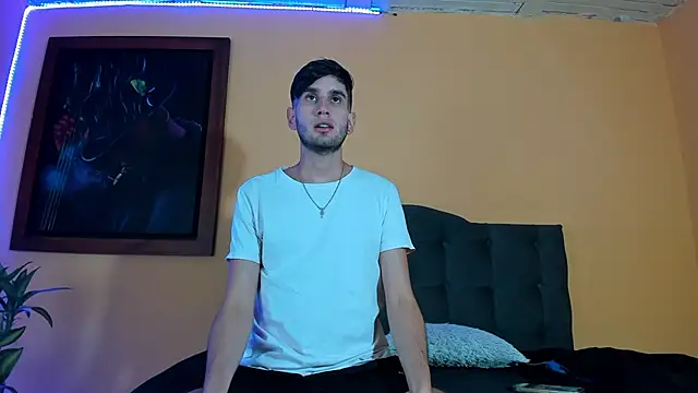 Snapshot of Thhiago_tay chatting on December 2024 08:39:02 PM Thhiago tay online show from December 2024 08:39:02 PM