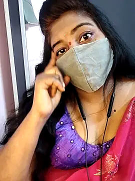 Snapshot of RomeoJuliet345 chatting on February 2026 12:44:02 PM RomeoJuliet345 online show from February 2026 12:44:02 PM