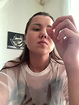 Snapshot of MiraMiss chatting on March 2026 07:33:02 AM MiraMiss online show from March 2026 07:33:02 AM