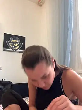 Snapshot of MiraMiss chatting on March 2026 11:37:02 AM MiraMiss online show from March 2026 11:37:02 AM