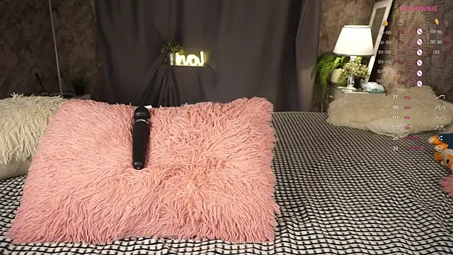 Snapshot of DorisHalsted chatting on December 2024 02:34:02 AM DorisHalsted online show from December 2024 02:34:02 AM