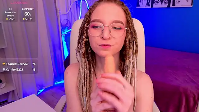 VioletShine online show from February 2025 02:58:01 PM