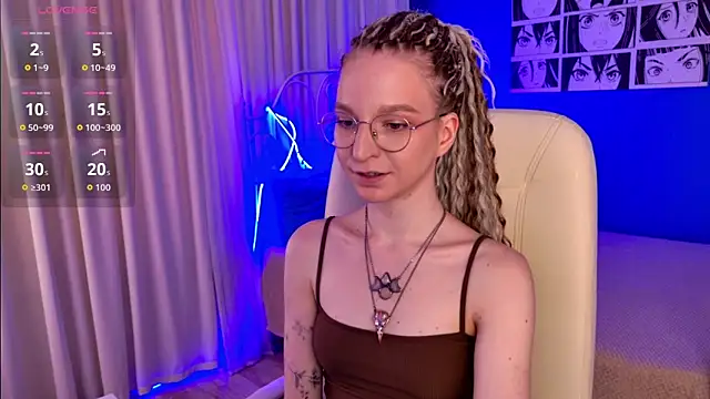 Snapshot of VioletShine chatting on June 2026 12:58:02 PM VioletShine online show from June 2026 12:58:02 PM