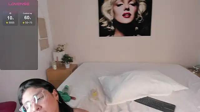 Jonness Isa  online show from January 2025 04:48:01 PM