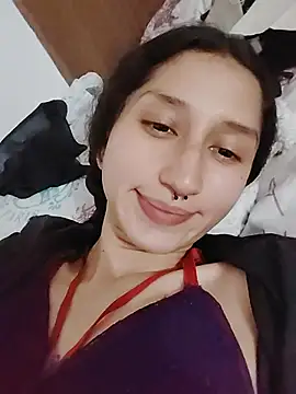 Queenjenn   online show from June 2026 12:13:01 AM