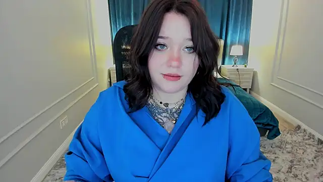 Snapshot of MoonLghte chatting on March 2025 08:00:01 PM MoonLghte online show from March 2025 08:00:01 PM