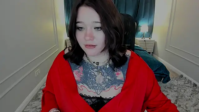 Snapshot of MoonLghte chatting on March 2025 11:05:01 PM MoonLghte online show from March 2025 11:05:01 PM