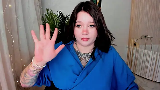 Snapshot of MoonLghte chatting on March 2025 07:28:02 PM MoonLghte online show from March 2025 07:28:02 PM