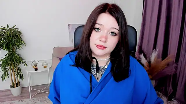 Snapshot of MoonLghte chatting on March 2025 07:27:02 PM MoonLghte online show from March 2025 07:27:02 PM