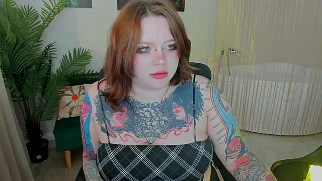 Snapshot of MoonLghte chatting on March 2026 03:30:02 AM MoonLghte online show from March 2026 03:30:02 AM