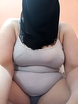 Snapshot of big_yoyo chatting on February 2025 02:37:01 PM big yoyo online show from February 2025 02:37:01 PM