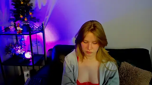 Snapshot of EvaStevs chatting on December 2024 10:54:02 PM EvaStevs online show from December 2024 10:54:02 PM