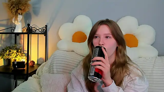 Snapshot of EvaStevs chatting on February 2025 02:34:02 PM EvaStevs online show from February 2025 02:34:02 PM