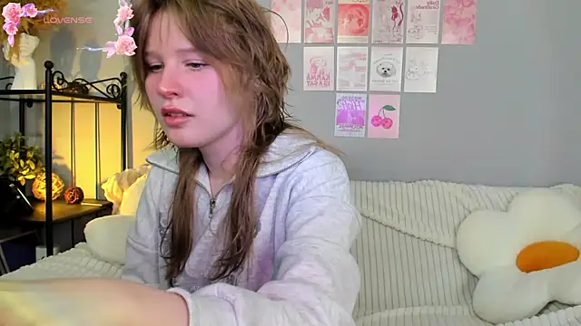 Snapshot of EvaStevs chatting on March 2025 02:45:01 PM EvaStevs online show from March 2025 02:45:01 PM