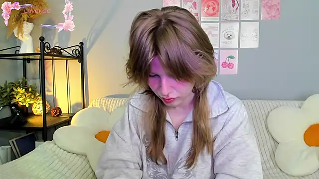 Snapshot of EvaStevs chatting on March 2025 06:20:02 AM EvaStevs online show from March 2025 06:20:02 AM