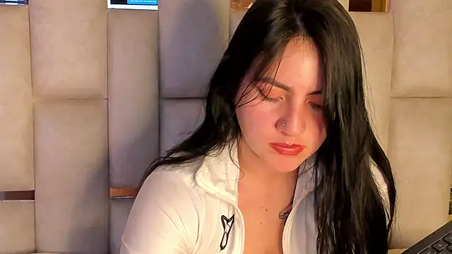 jenifer  power10 online show from January 2025 04:06:01 PM