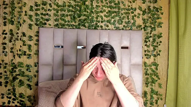 jenifer  power10 online show from January 2025 12:11:02 PM