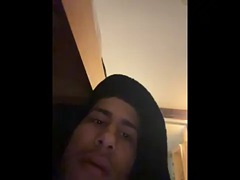 Snapshot of johnycash21 chatting on March 2026 10:00:02 AM johnycash21 online show from March 2026 10:00:02 AM