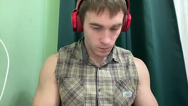 Snapshot of Mrbiceps23 chatting on December 2024 12:47:01 PM Mrbiceps23 online show from December 2024 12:47:01 PM