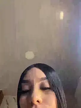 Tiffanny online show from June 2026 04:24:02 PM