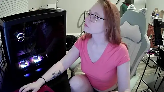 LilyFoxxx online show from November 2025 04:23:02 AM