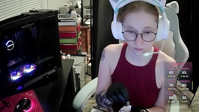 LilyFoxxx online show from June 2026 05:15:01 AM