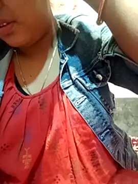 Super-Couple online show from January 2026 04:42:02 PM