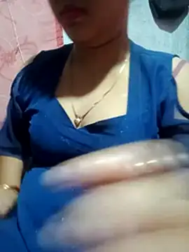 Snapshot of Super-Couple chatting on March 2026 02:01:01 PM Super-Couple online show from March 2026 02:01:01 PM