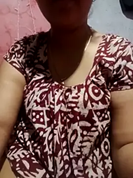 Snapshot of Super-Couple chatting on March 2026 05:59:01 AM Super-Couple online show from March 2026 05:59:01 AM