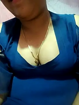 Snapshot of Super-Couple chatting on March 2026 07:08:01 PM Super-Couple online show from March 2026 07:08:01 PM