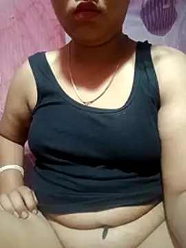 Snapshot of Super-Couple chatting on March 2026 12:33:01 AM Super-Couple online show from March 2026 12:33:01 AM