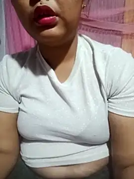 Snapshot of Super-Couple chatting on April 2026 04:52:01 PM Super-Couple online show from April 2026 04:52:01 PM