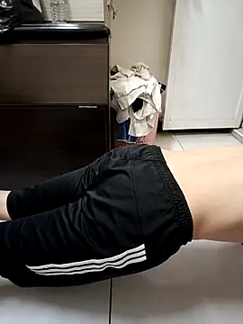 Snapshot of chiata410 chatting on September 2025 11:32:02 AM chiata410 online show from September 2025 11:32:02 AM