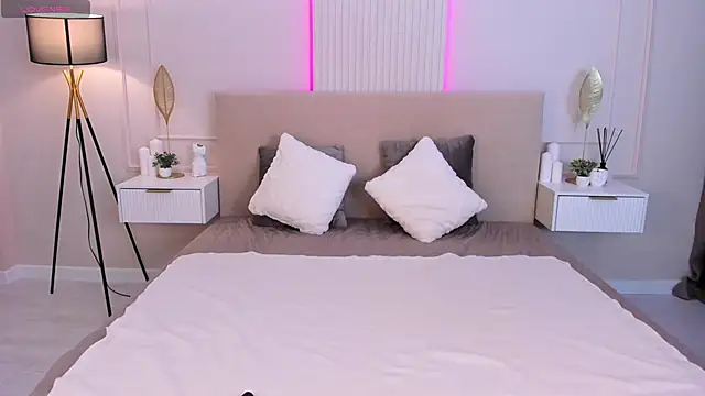 Snapshot of Amalia_3 chatting on February 2025 10:04:01 AM Amalia 3 online show from February 2025 10:04:01 AM