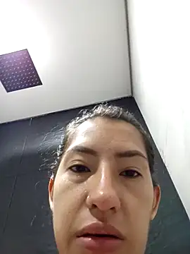 Sofi hot 4m online show from April 2026 01:11:01 PM