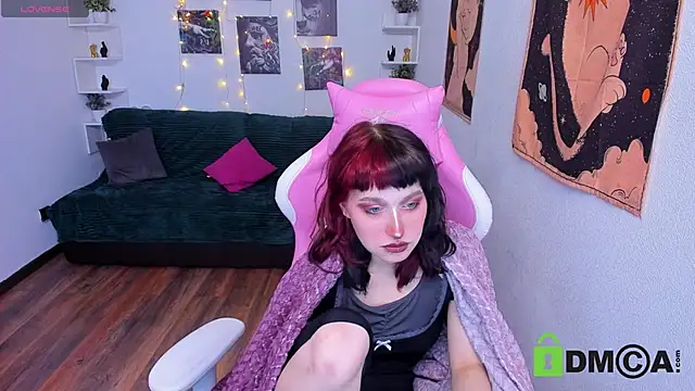 ElizaNik  online show from February 2025 07:15:01 AM