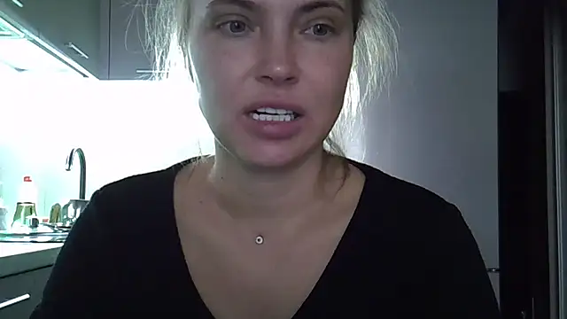 Lucky Anna online show from September 2025 06:07:01 AM