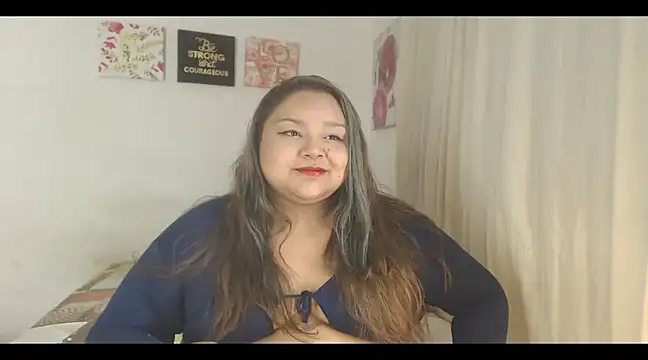 Snapshot of lovemyfatpussy chatting on February 2025 03:56:02 AM lovemyfatpussy online show from February 2025 03:56:02 AM